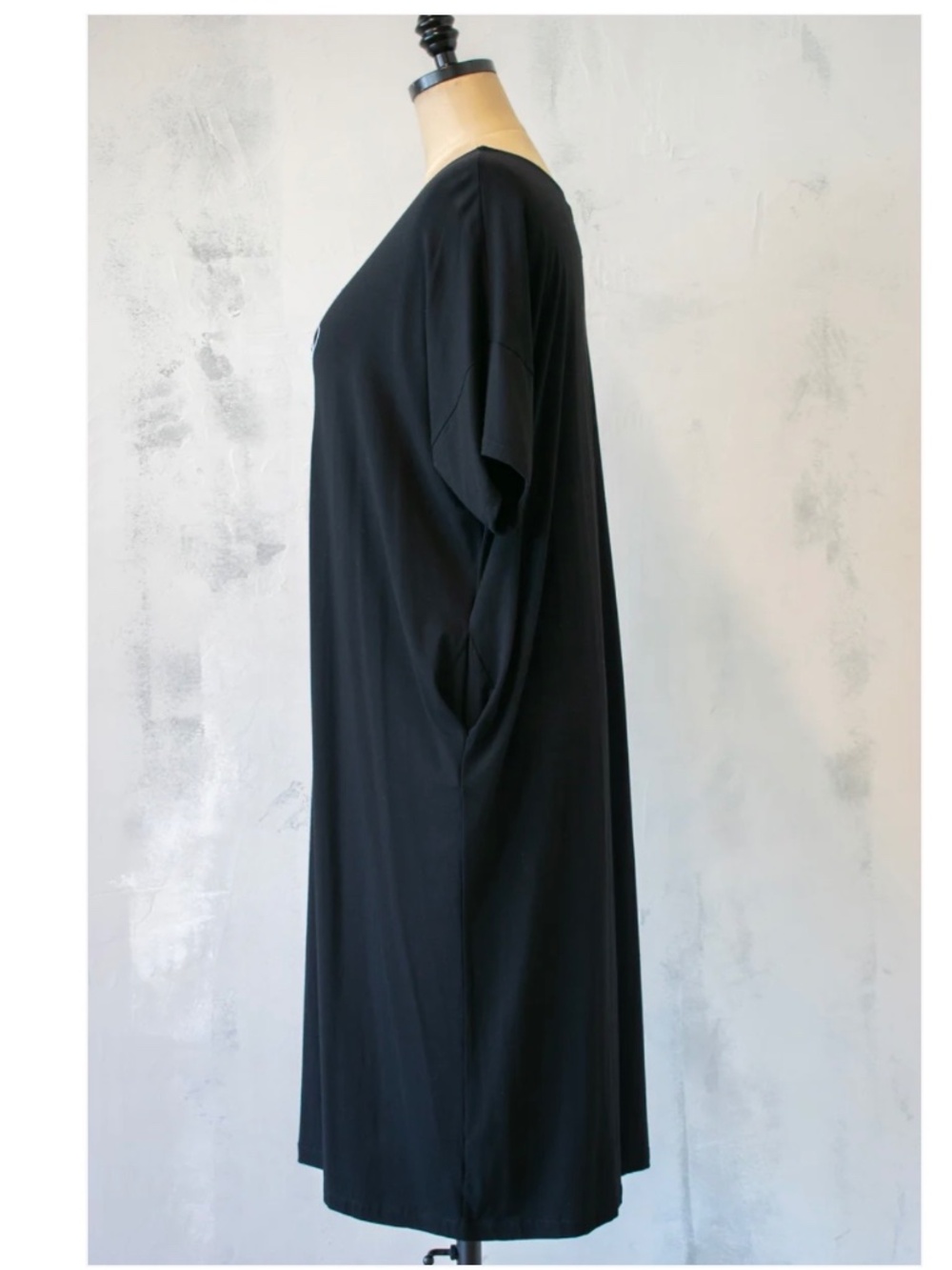Avivit t-shirt dress - Picture 4 of 6